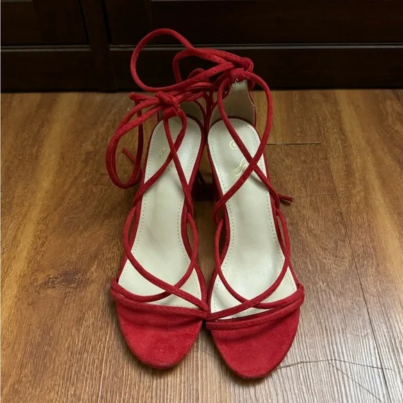 Elegant Red Strappy Women's Sandals - Picture 1 of 4